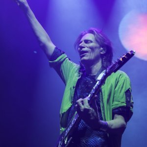 Steve Vai