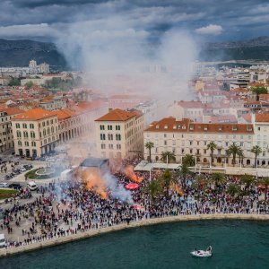 Doček juniora iz zraka