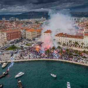 Doček juniora iz zraka