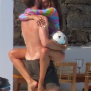 Izabel Goulart i Kevin Trapp na Mykonosu