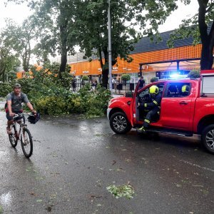 Posljedice nevremena u Radničkoj cesti