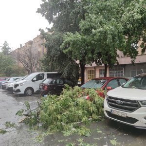 Posljedice nevremena u kvartu Središće