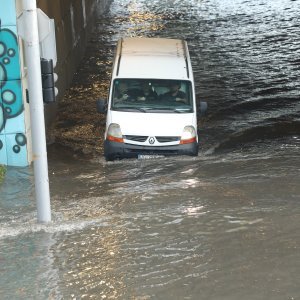 Podvožnjak u Selskoj potpuno je potopljen