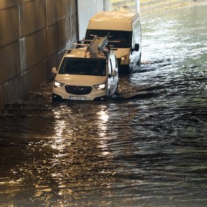 Podvožnjak u Selskoj potpuno je potopljen