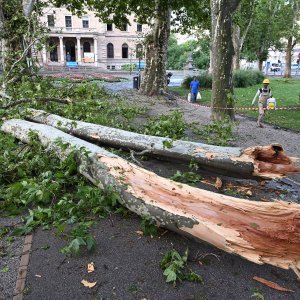 Zagreb dan nakon nevremena sanira štetu