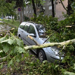 Zagreb dan nakon nevremena sanira štetu