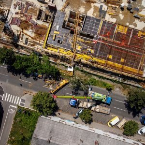 Uklanjanje dizalice u Baruna Filipovića