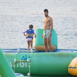 Novak i Jelena Đoković razmjenjivali nježnosti i zabavljali se s djecom u Dubrovniku