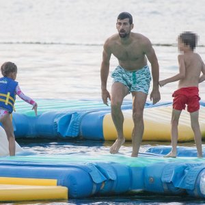 Novak i Jelena Đoković razmjenjivali nježnosti i zabavljali se s djecom u Dubrovniku