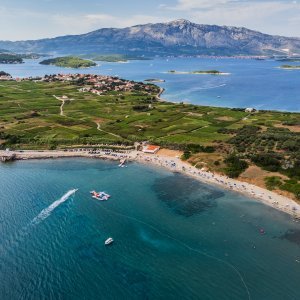 Plaža Vela Pržina na Korčuli