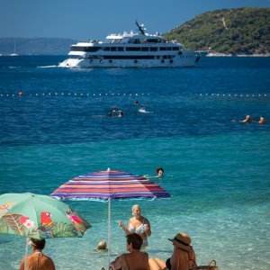 Gužva na plažama u Splitu