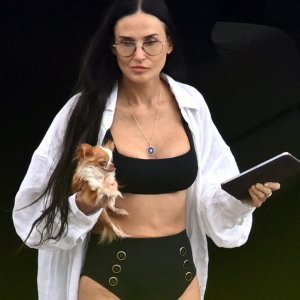 Demi Moore na odmoru u Grčkoj