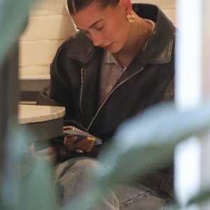 Hailey Bieber