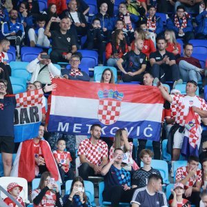 Hrvatski navijači na Opus Areni