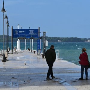 Poplavljena riva u Fažani