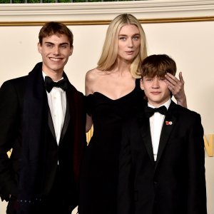 Rufus Kampa, Elizabeth Debicki i Fflyn Edwards