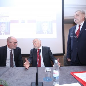 Vlatko Cvrtila, Stjepan Mesić, Franjo Maletić