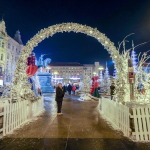 Večernja šetnja Adventom u Zagrebu