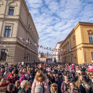 Osijek: Dječji doček Nove 2024. godine u Tvrđi uz Miju Dimšić