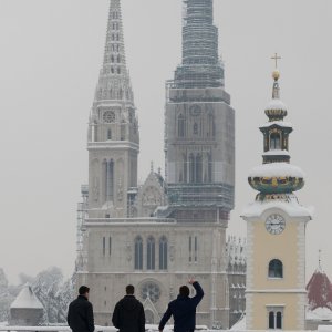 Zagreb je prije 11 godina bio zatrpan snijegom