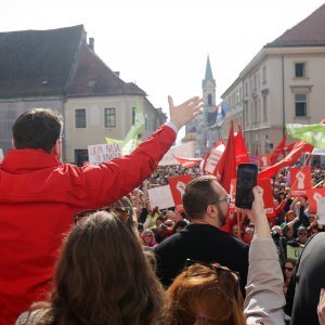 Čelnici stranaka koje su organizirale prosvjed