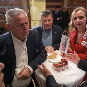 Hrana u izbornom stožeru socijaldemokrata i partnera