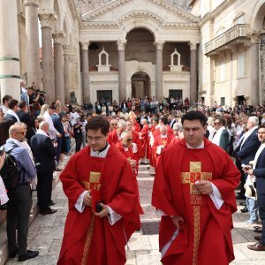 Svečana procesija i sveta misa u čast svetog Duje u Splitu