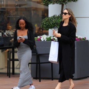 Angelina Jolie s kćeri Zaharom