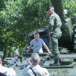 Pokazne vježbe sposobnosti Hrvatske vojske i policije povodom Dana državnosti i Dana vojske