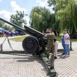 Izložba naoružanja u Osijeku