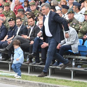 Andrej Plenković s najmlađim sinom