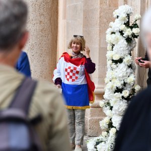 Gošća na vjenčanju Nicole Artukovich i Liama Stewarta