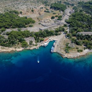 Goli otok iz zraka