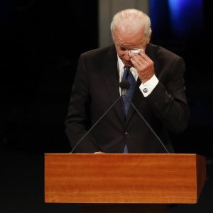 Joe Biden na komemoraciji za Johna McCaina 2018.