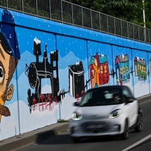 Mural u čast Mati Lovraku