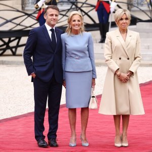 Emmanuel i Brigitte Macron i Jill Biden