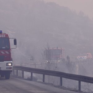 Apokaliptične fotografije uništene šume parka Biokovo