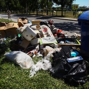 Gomila smeća u Zagrebu