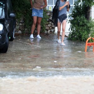 Kiša, Makarska