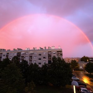 Svitanje i duga na istoku Zagreba