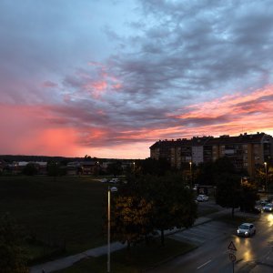 Svitanje i duga na istoku Zagreba