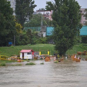 Izlila se rijeka Sava zbog obilnih padalina