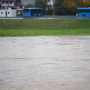 Izlila se rijeka Sava zbog obilnih padalina