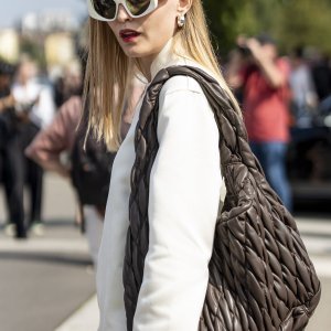 Street style Milano: velike torbe su in