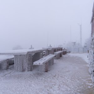 Snijeg na Zavižanu