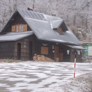 Snijeg na Zavižanu