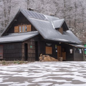 Snijeg na Zavižanu