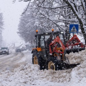 Gospić prekriven snijegom