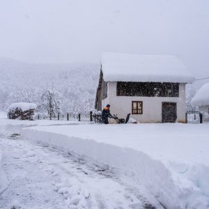 Gospić prekriven snijegom