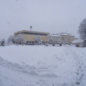 Gospić prekriven snijegom